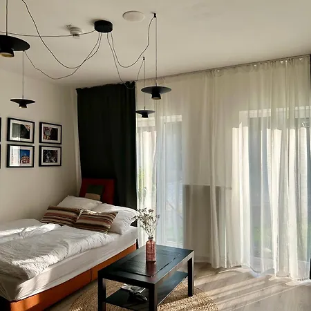 Apartment Prague Airport Tuchomerice