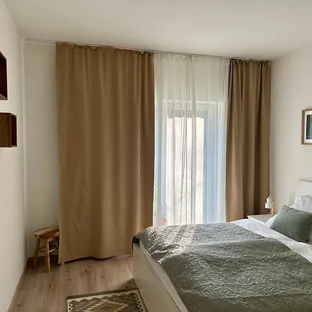 Apartment Prague Airport Tuchomerice